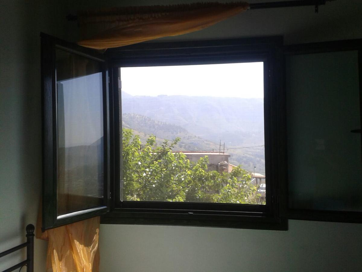 Janis Castle Apartment Himare Buitenkant foto